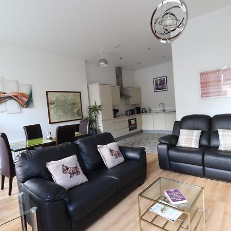 에든버러 Modern 2Bed 2Bath Flat Near Princes Street 아파트 외부 사진