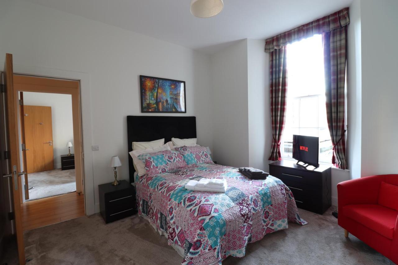 에든버러 Modern 2Bed 2Bath Flat Near Princes Street 아파트 외부 사진